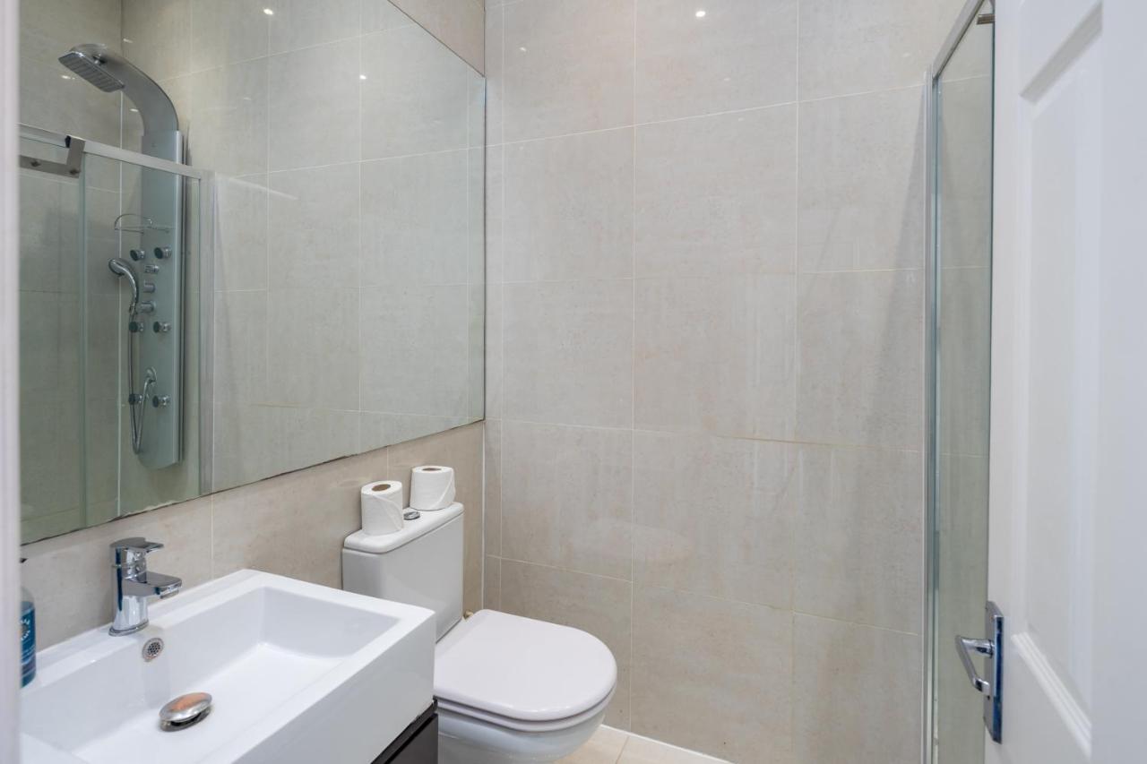 Ferienwohnung Cosy 1-Bed Flat On King'S Road In Chelsea, West London Exterior foto